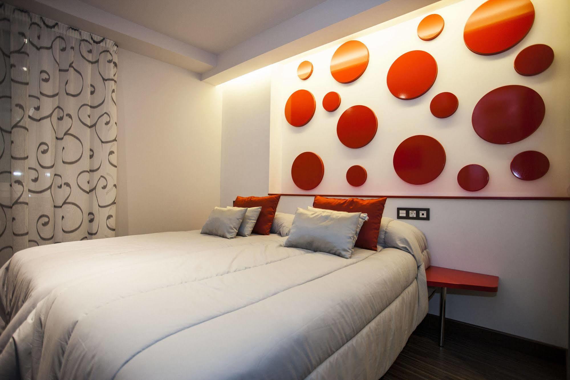 Hostal Barcelona Salamanca Exterior foto